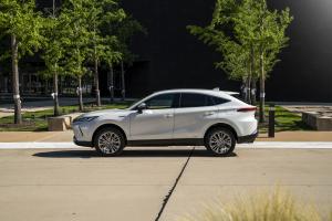 Toyota Venza Hybrid XLE 2020 года 
